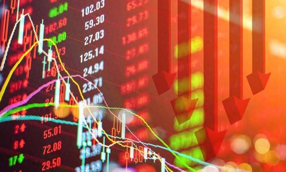Fed Hints at Rate Change
